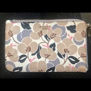 Kate spade Wristlet